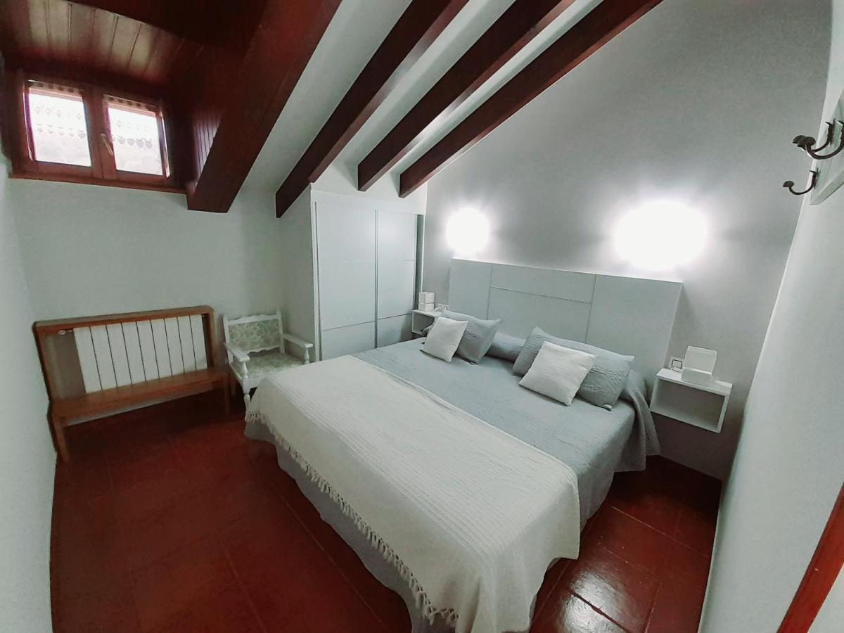 La Casona Del Jou Guest House Ortiguero Ngoại thất bức ảnh
